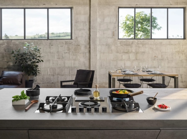 картинка Варочная панель Elica NIKOLATESLA FLAME EVO GR/A/88 от магазина SEFI