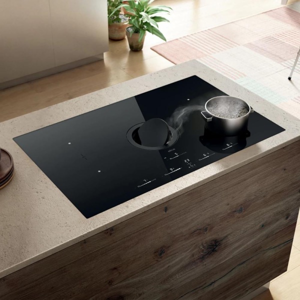 картинка Варочная панель с вытяжкой Elica SWITCH GLOW EVO BL/A/83 от магазина SEFI