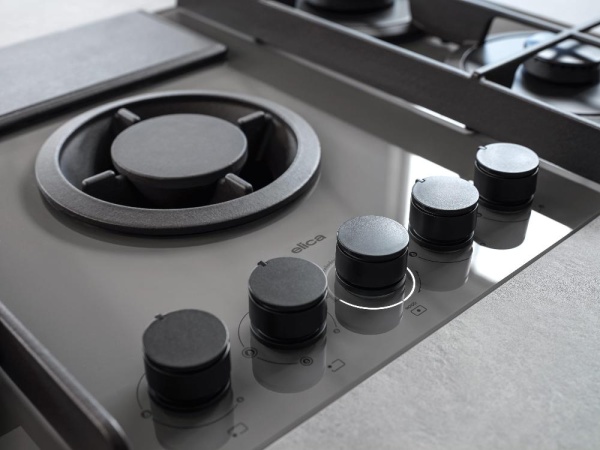 картинка Варочная панель Elica NIKOLATESLA FLAME EVO BL/A/88 от магазина SEFI